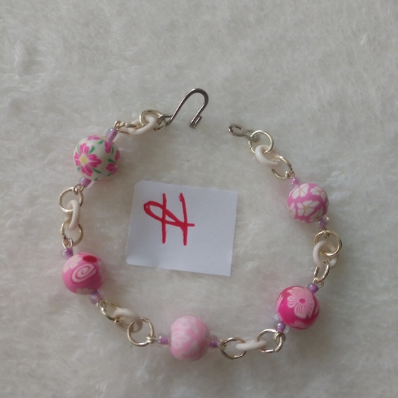 Bracelets - Picture 8 of 8